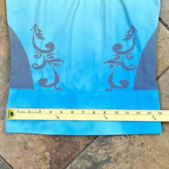 Athleta Blue Ombre Twist 1/4 Zip Long Sleeve Thumbhole Activewear Top Small - Picture 9 of 11